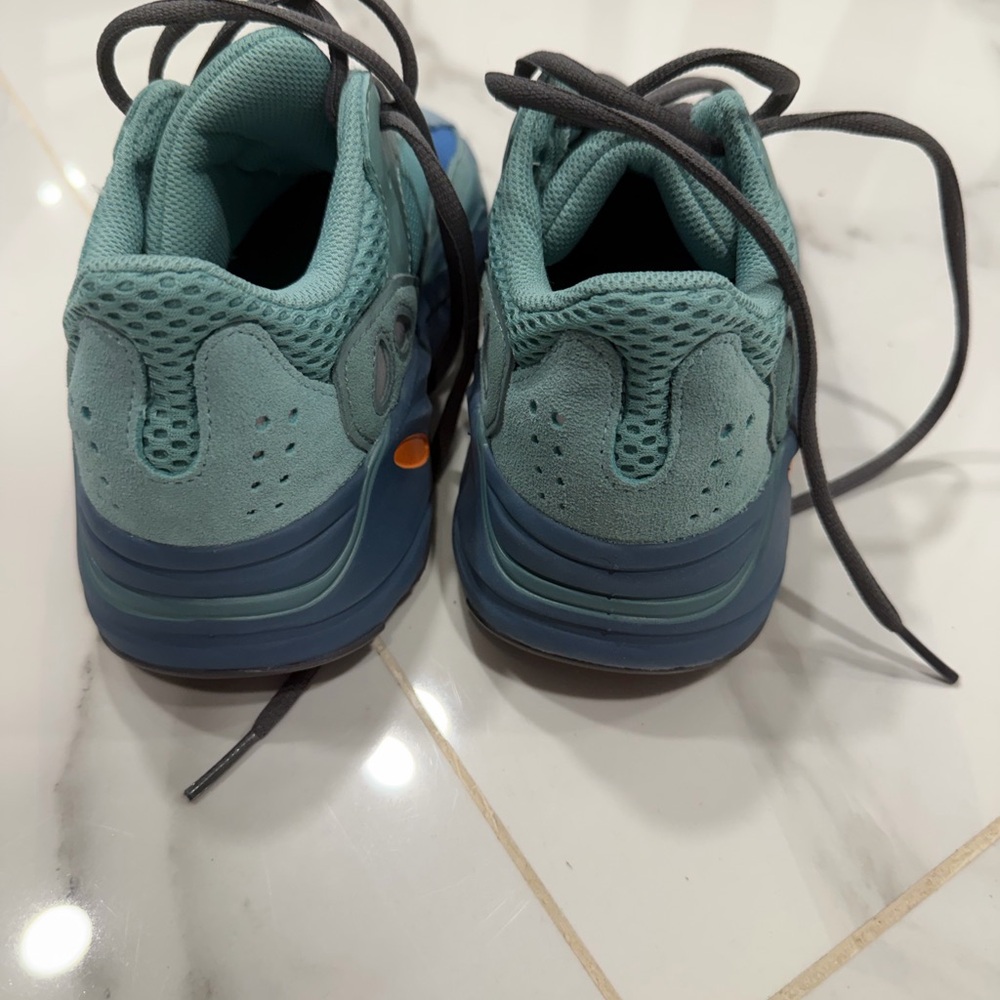 Yeezy 700 Faded Azure View 3